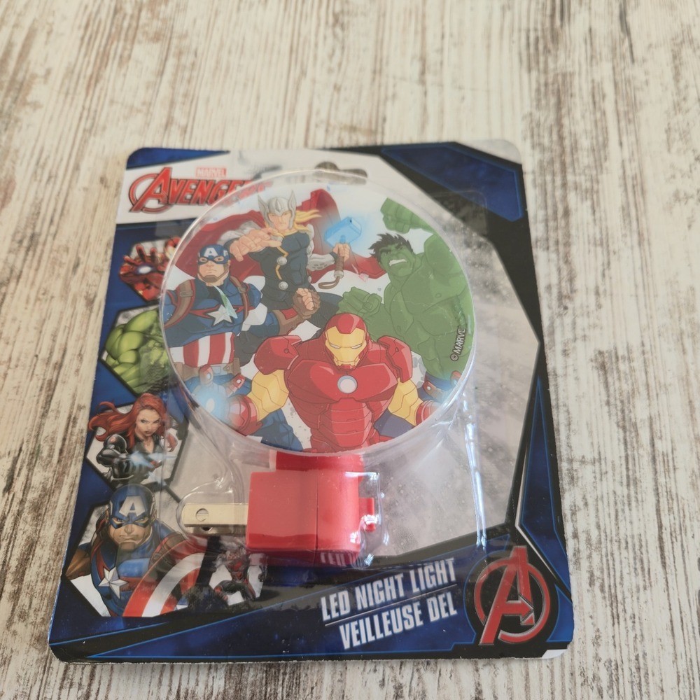 Marvel Avengers LED Night Light - Iron Man, Captain America, Thor, Hulk - New